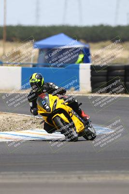 media/Jul-19-2025-TrackDaz (Sat) [[ff1509a44a]]/B Group/1220pm (Turn 1)/
